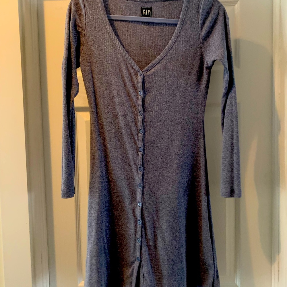 Gap long sleeved, button up dress